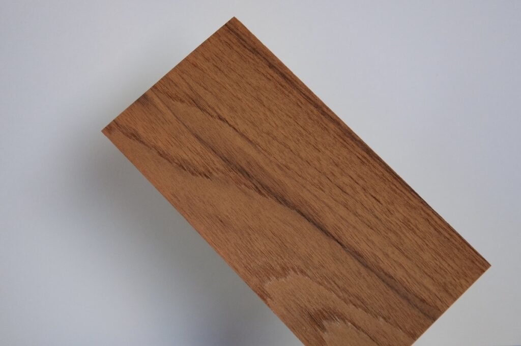 Teak Furnier